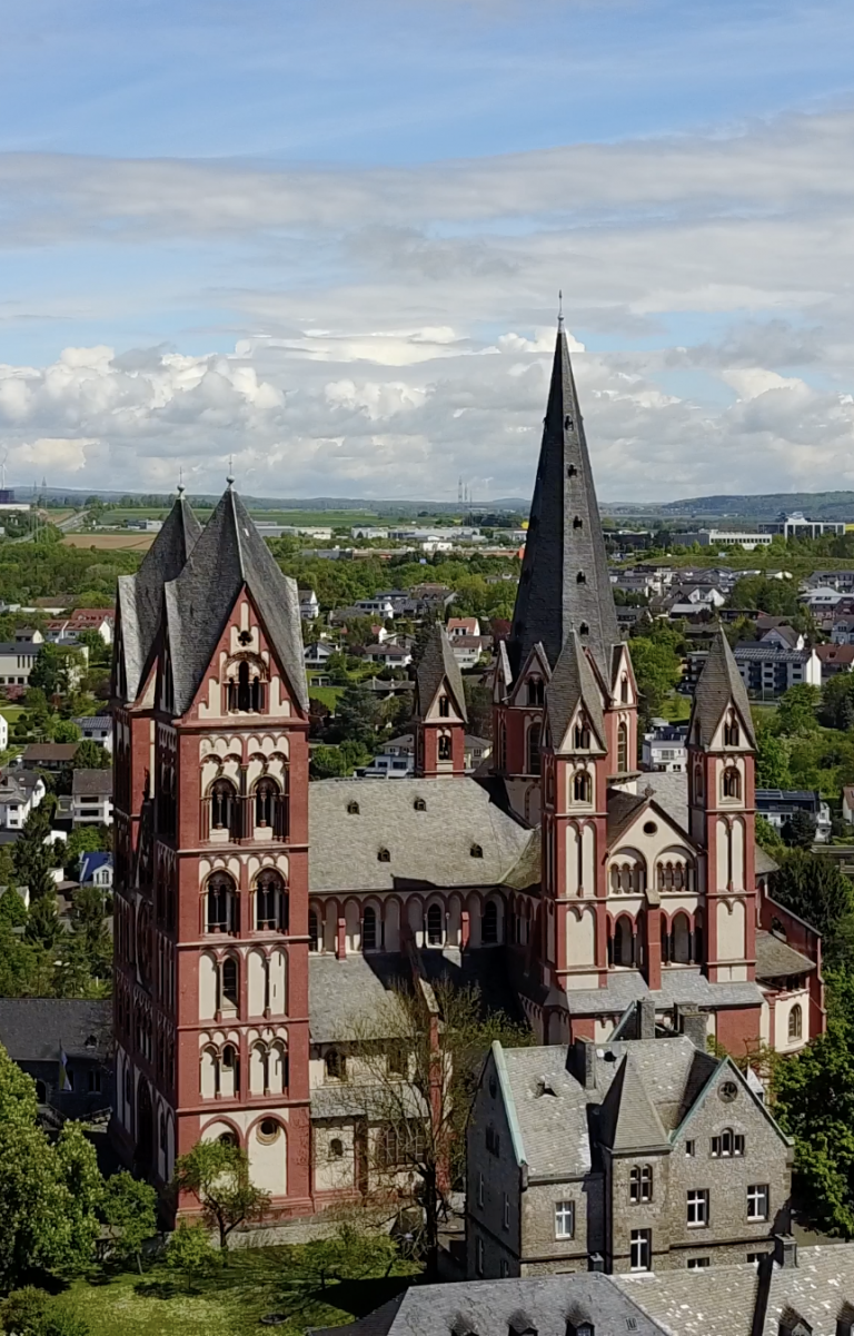 limburger-dom-dronestagram
