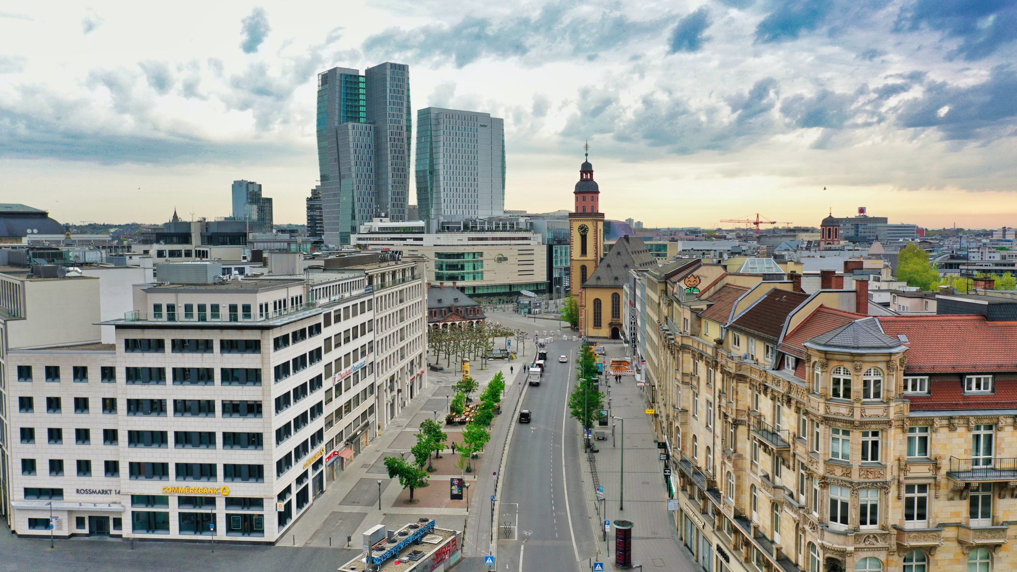 Frankfurt: Leere Innenstadt (Corona) | Dronestagram