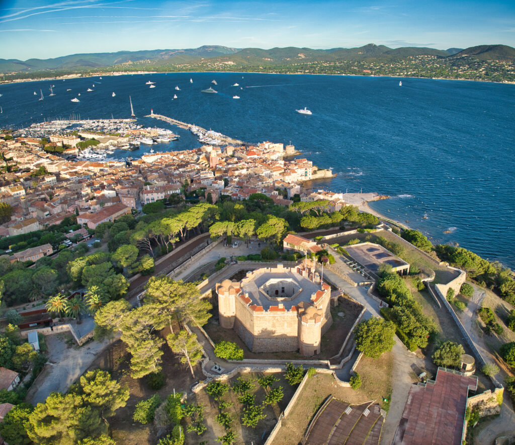Saint Tropez La Citadelle Mus e D Histoire Maritime Dronestagram saint-tropez-la-citadelle-mus-e-d-histoire-maritime-dronestagram